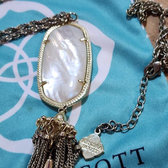 Kendra scott Rayne mother of pearl and gold necklace - Picture 2 of 7
